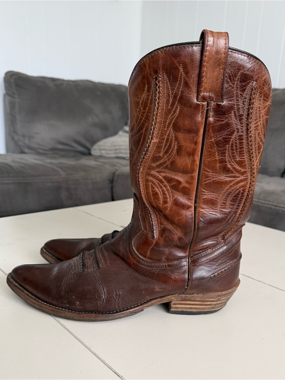 Vintage Valentino Designer Brown Leather Cowboy Boots Western Intricate Details